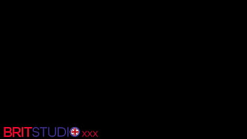 [Bra, Harding, Teens 18] Collared British 18 Year Old Gets Herself Solo With Dildo Fucking Machine