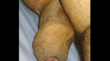 [Jugando, Pene, Testiculos] Jugando